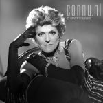 28-04-2004 Simone Kleinsma at studio Amsterdam Photo: Govert de Roos/Connu